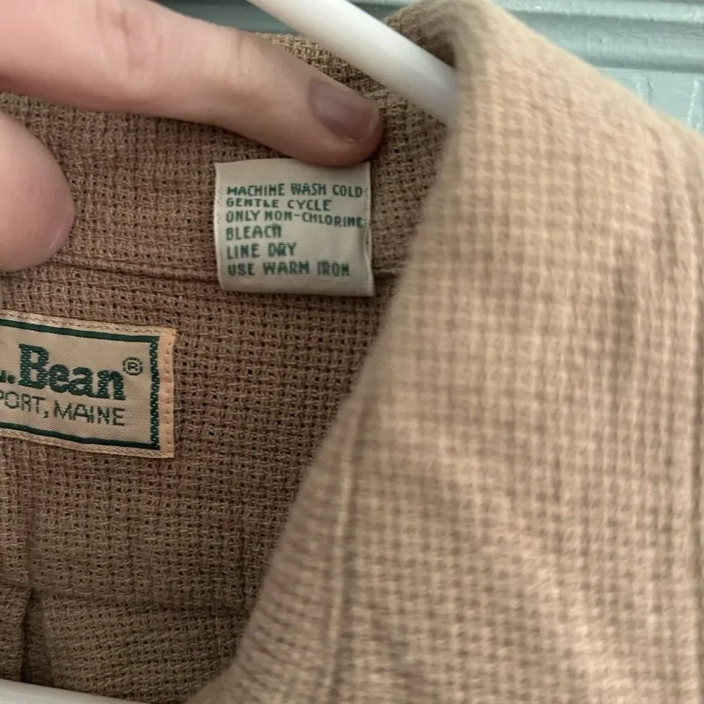 L.L. Bean Womens Twill Button Up Collared Shirt‎ Large Short Sleeve Tan